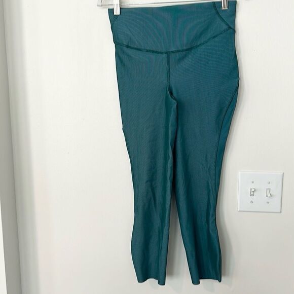 Lululemon Teal Cropped Athletic Leggings 8 - Picture 1 of 8